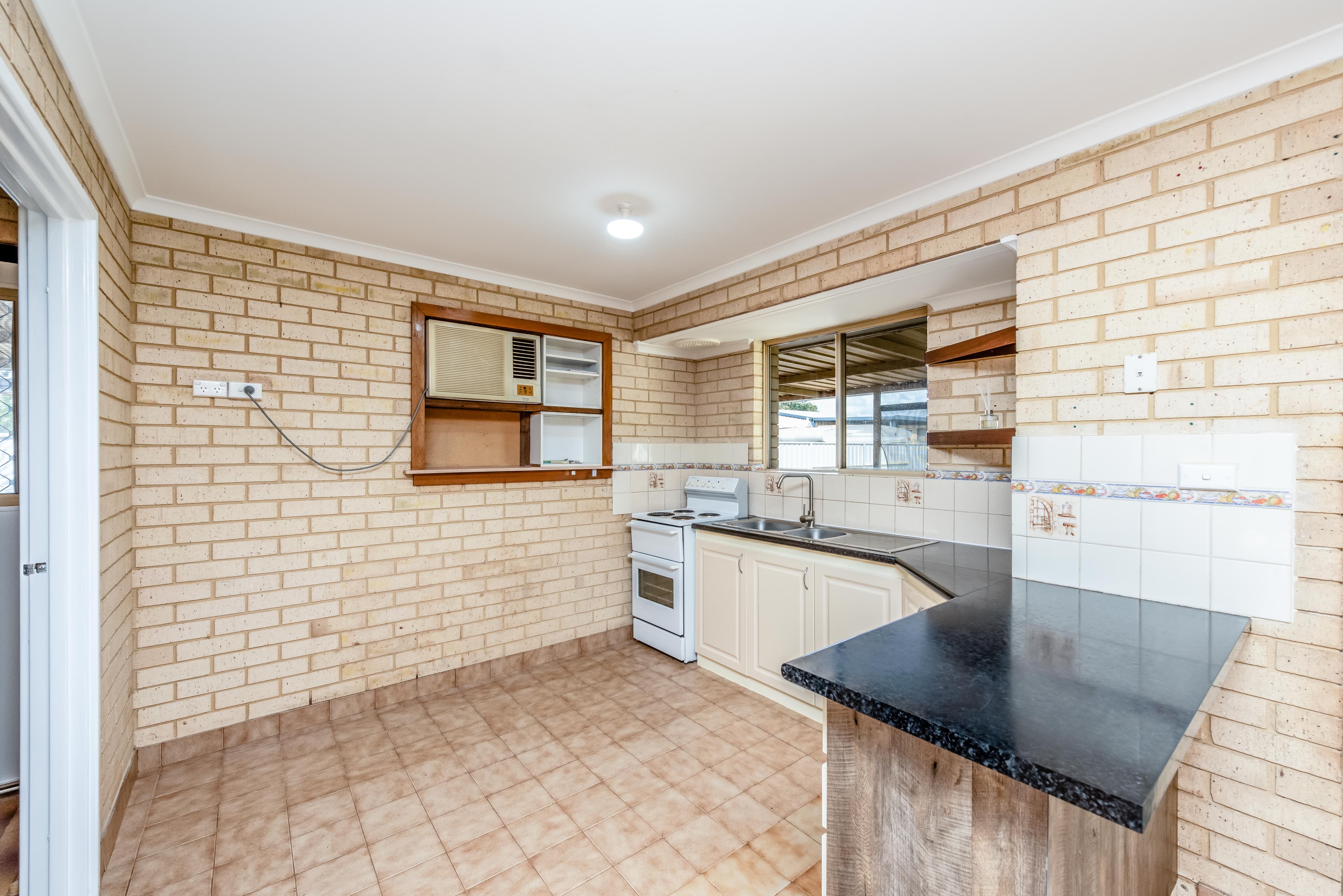18 Woodman Street, Utakarra WA 6530, Utakarra - Thumbnail 5