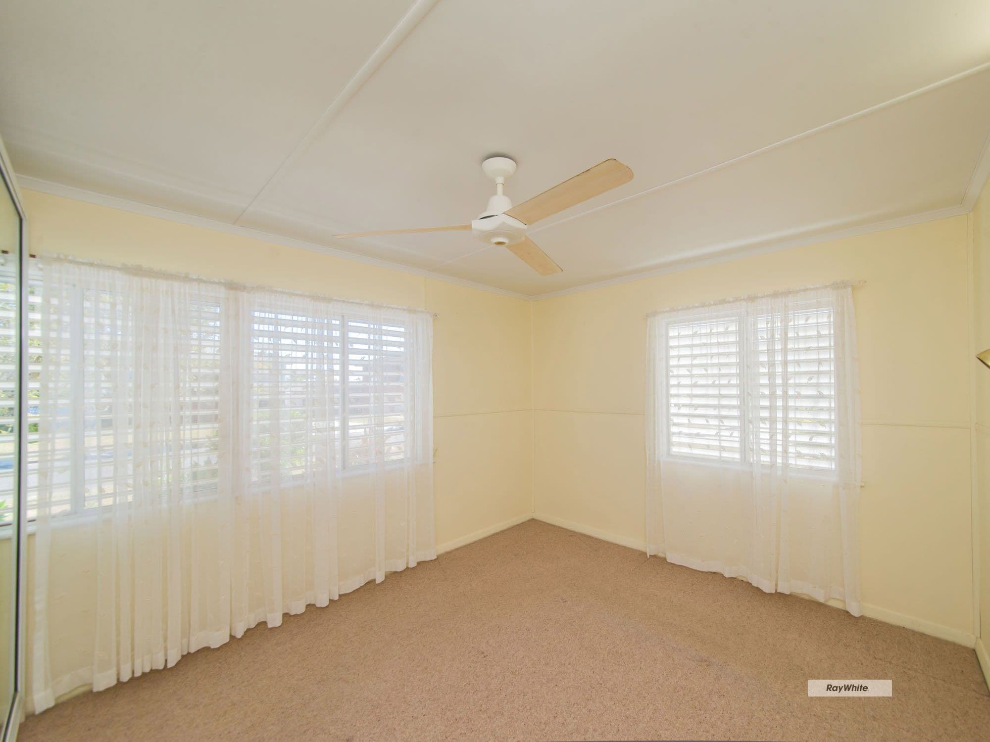 17 Stumm Street, Park Avenue QLD 4701, Park Avenue - Thumbnail 5