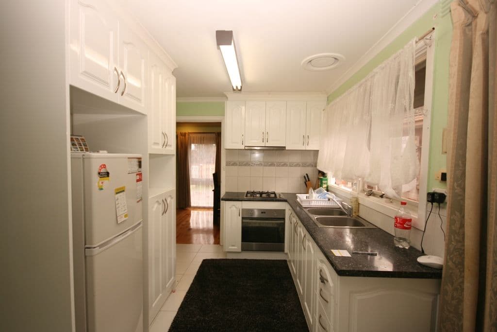 104 Kings Road, ST ALBANS VIC 3021, St Albans - Thumbnail 3