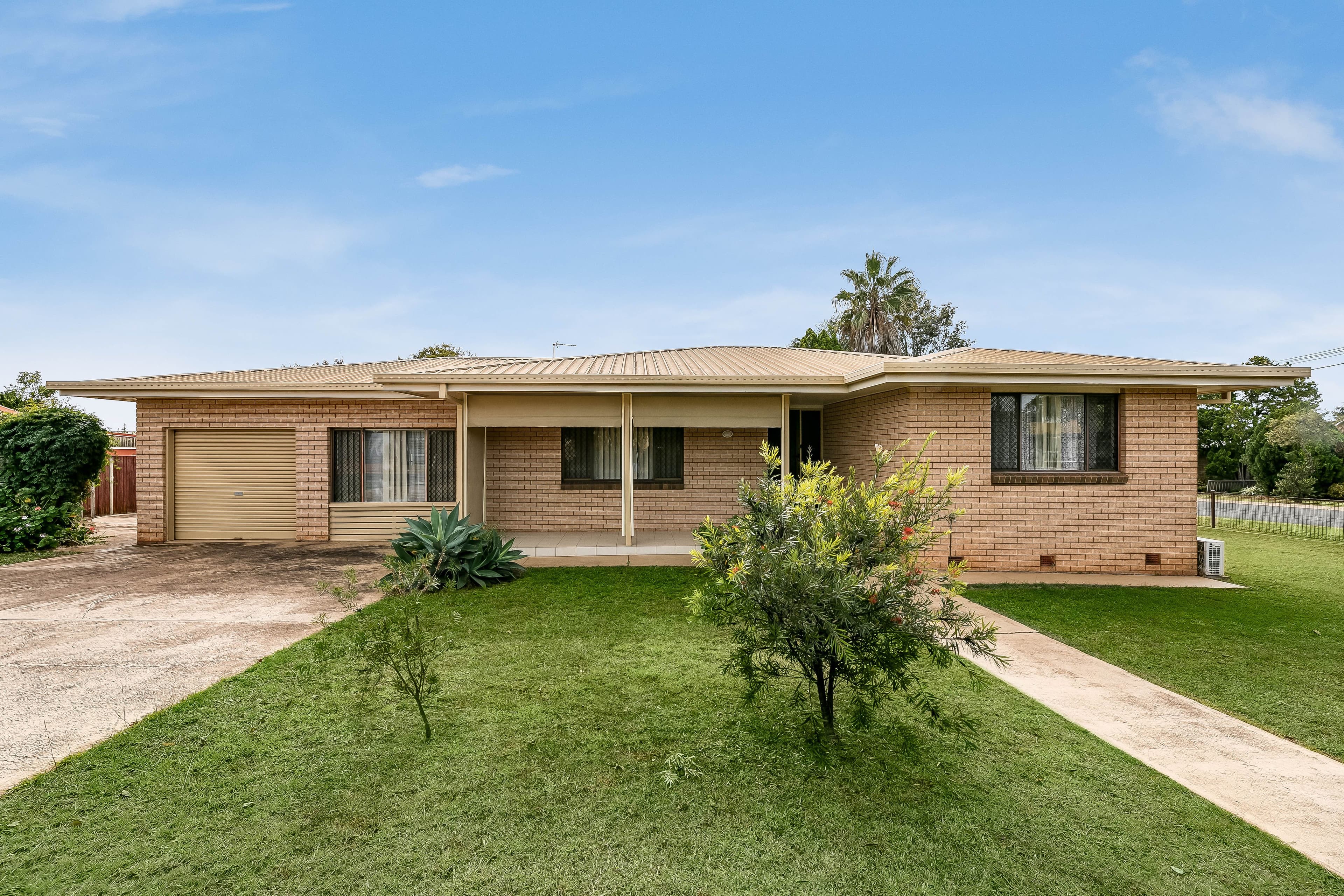 1 Westbrook Street, Newtown QLD 4350, Newtown - Thumbnail 2