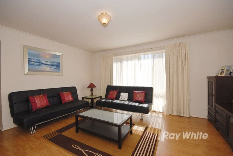 22 Petalnina Drive, WANTIRNA VIC 3152, Wantirna - Thumbnail 2