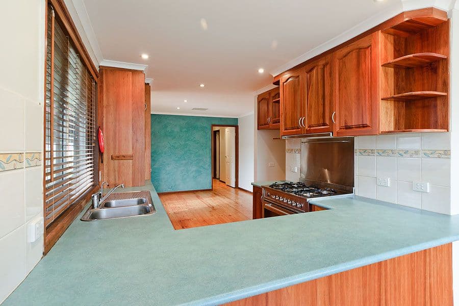 6 Waverley Court, CRAIGIEBURN VIC 3064, Craigieburn - Thumbnail 3