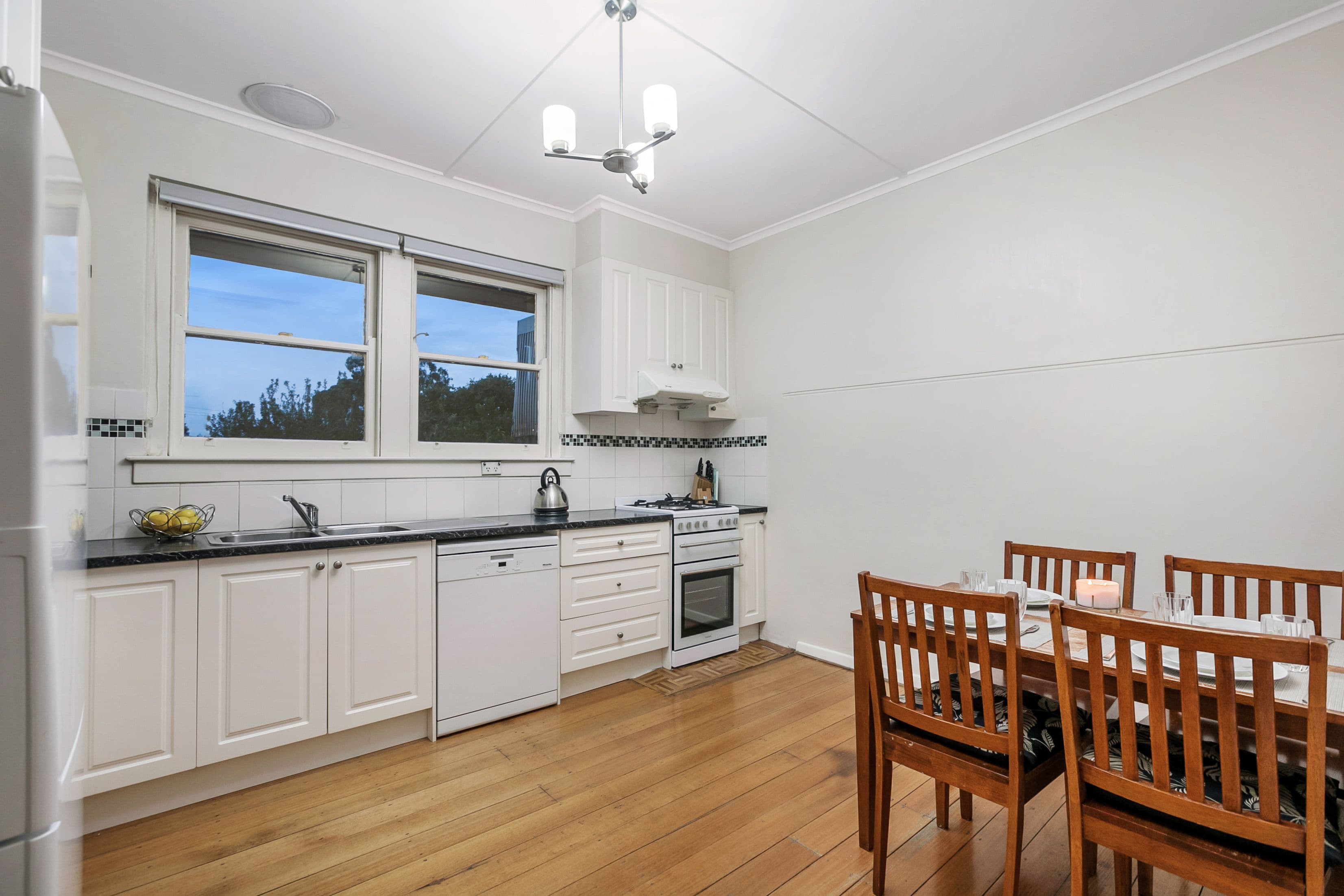 27 McGowan Avenue, Preston VIC 3072, Preston - Thumbnail 5