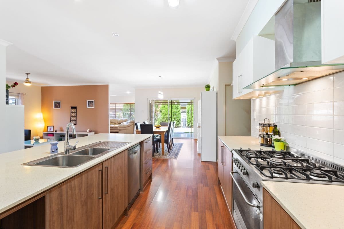 7 Hartnett Street, North Lakes QLD 4509, North Lakes - Thumbnail 5