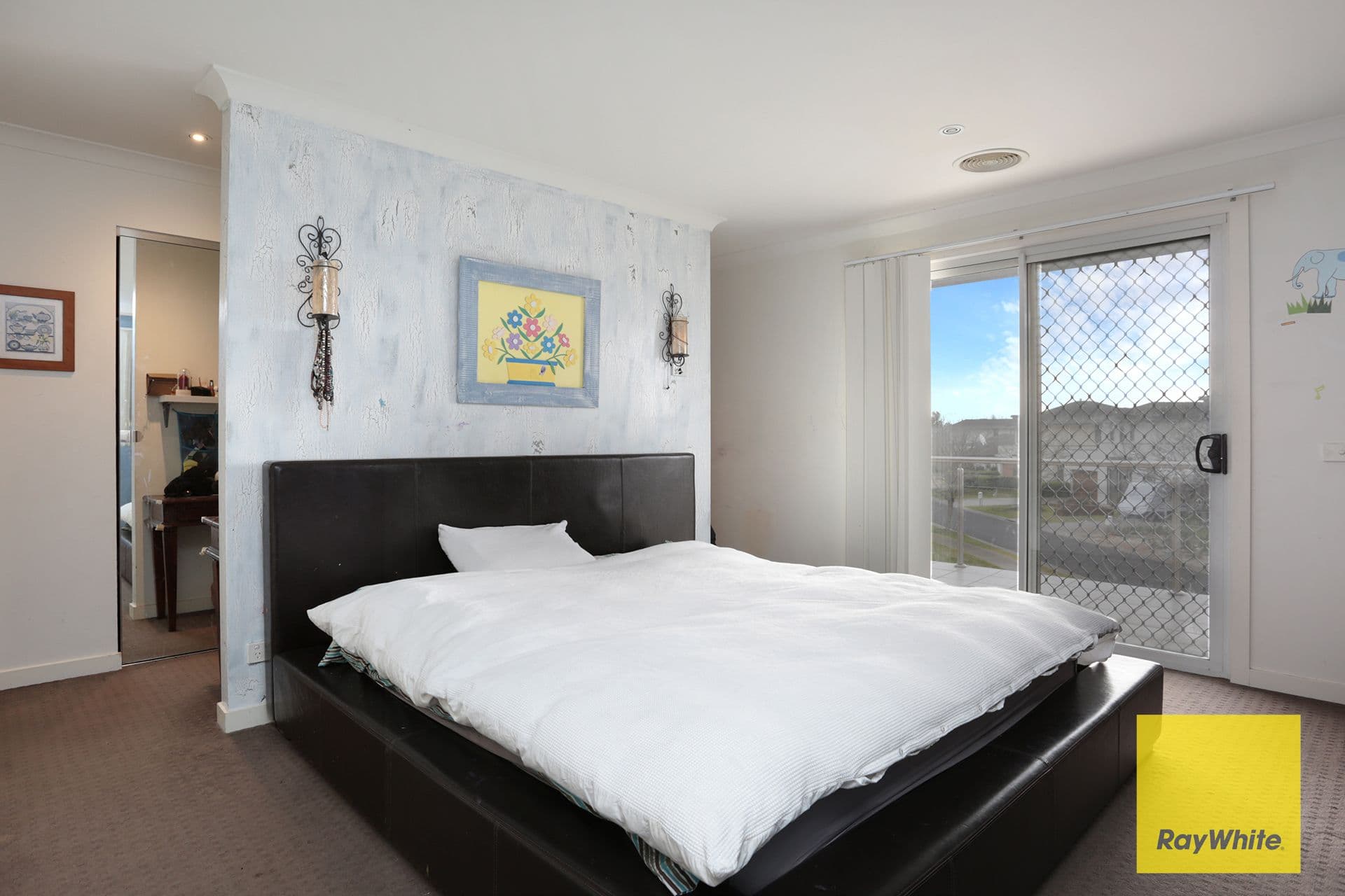 13 Signature Boulevard, Sanctuary Lakes VIC 3030, Sanctuary Lakes - Thumbnail 6