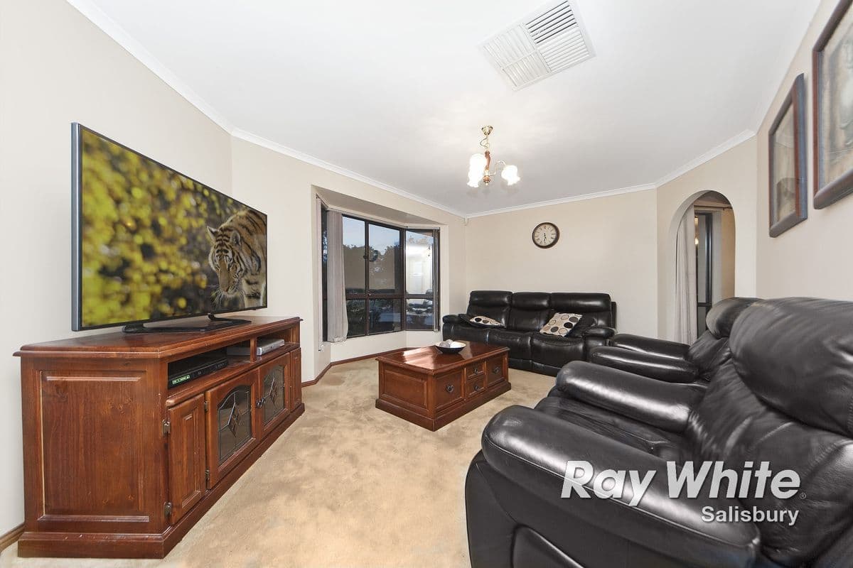 10 Bogota Crescent, PARALOWIE SA 5108, Paralowie - Thumbnail 2