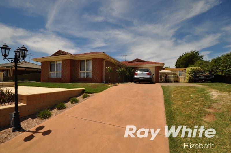 10 Creswick Court, CRAIGMORE SA 5114, Craigmore - Image 1