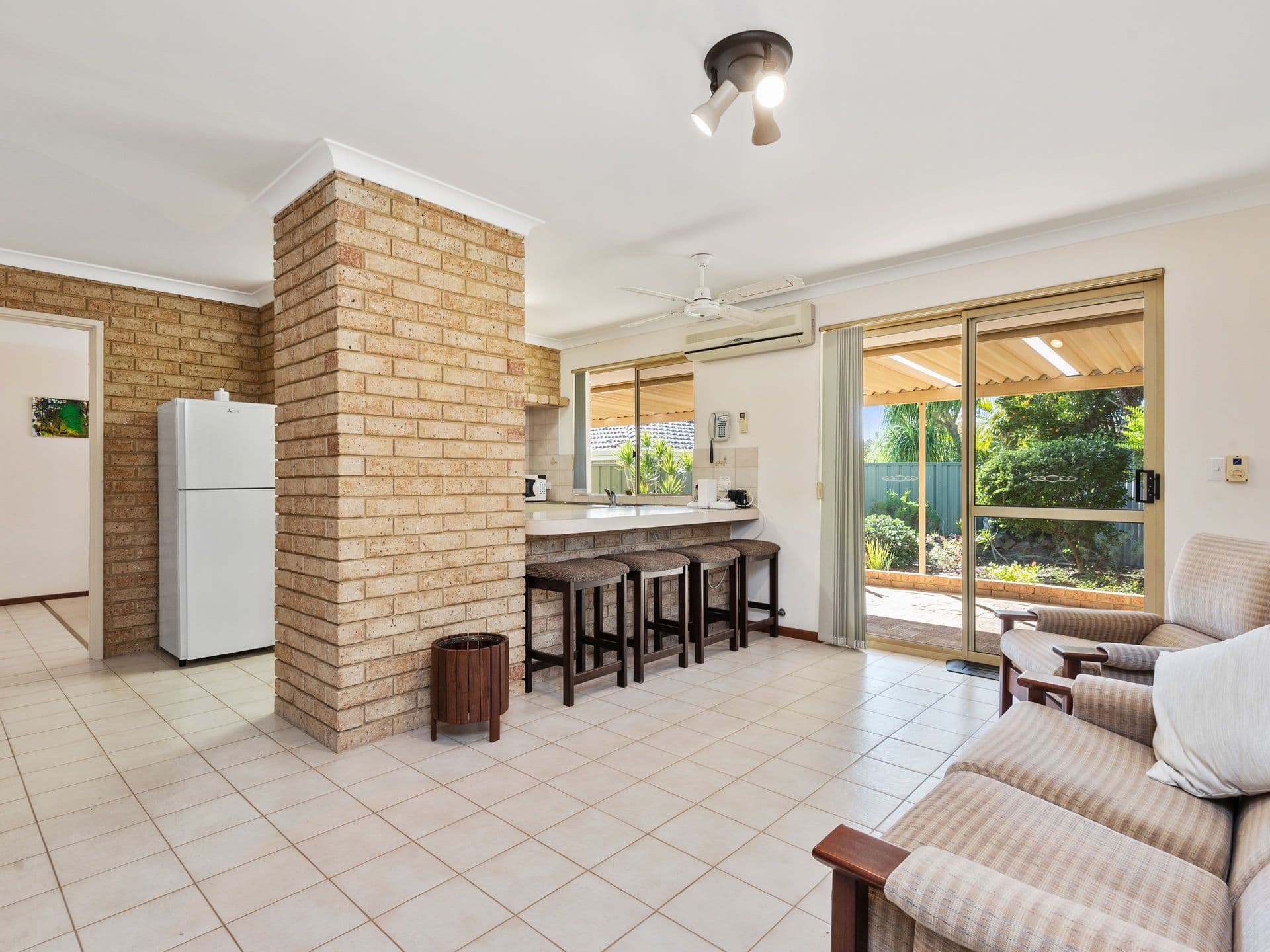6b Dunbar Close, Kingsley WA 6026, Kingsley - Thumbnail 8