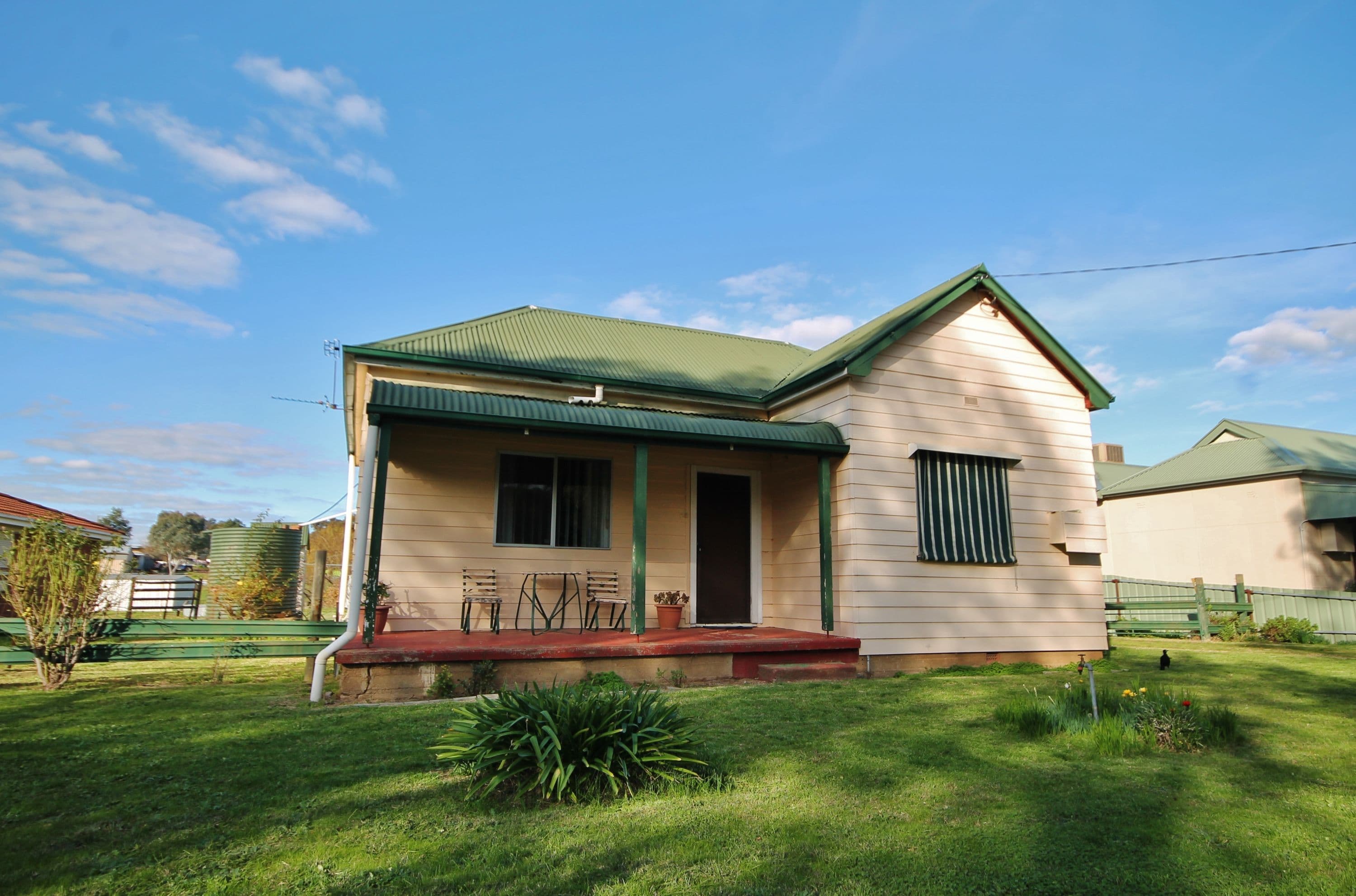 6 Willawong Street, Young - Image 1