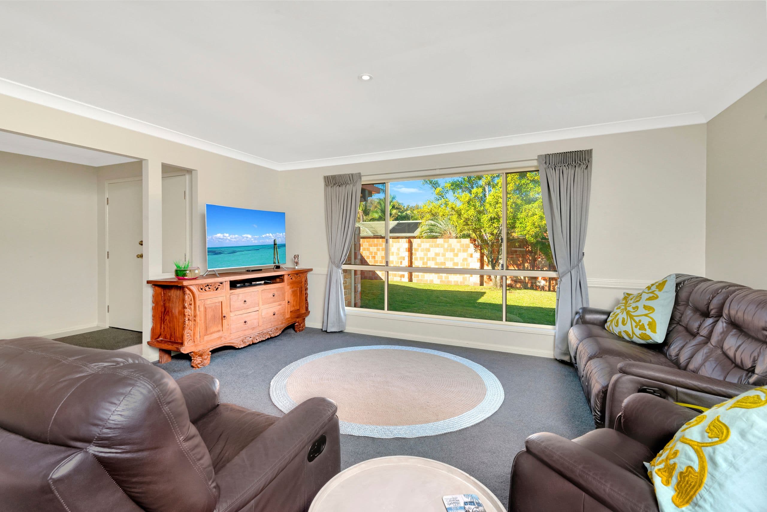 1 Tussock Crescent (also known as 55 Casuarina Dr), Elanora QLD 4221, Elanora - Thumbnail 5