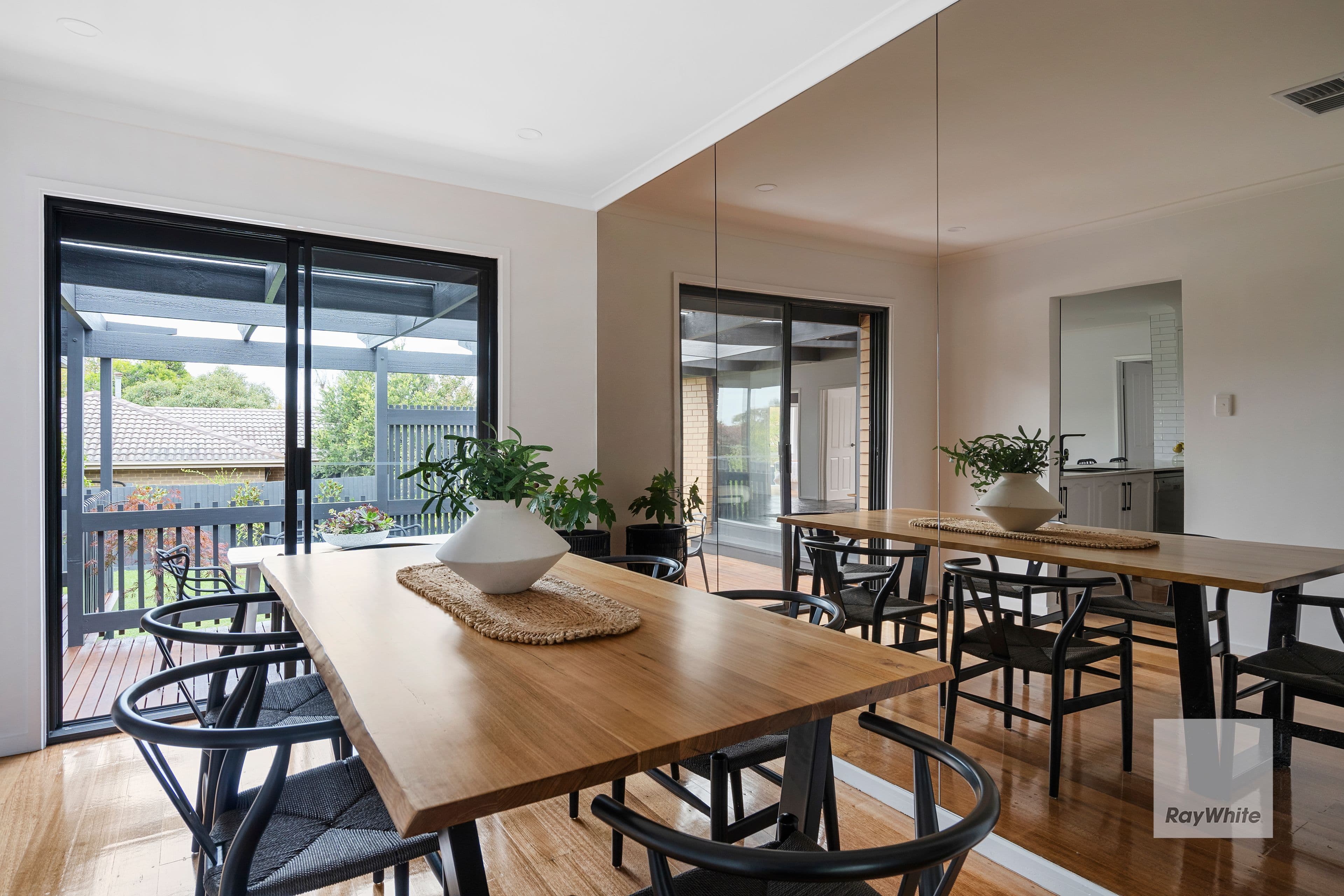 19 Ellery Street, Bundoora VIC 3083, Bundoora - Thumbnail 4
