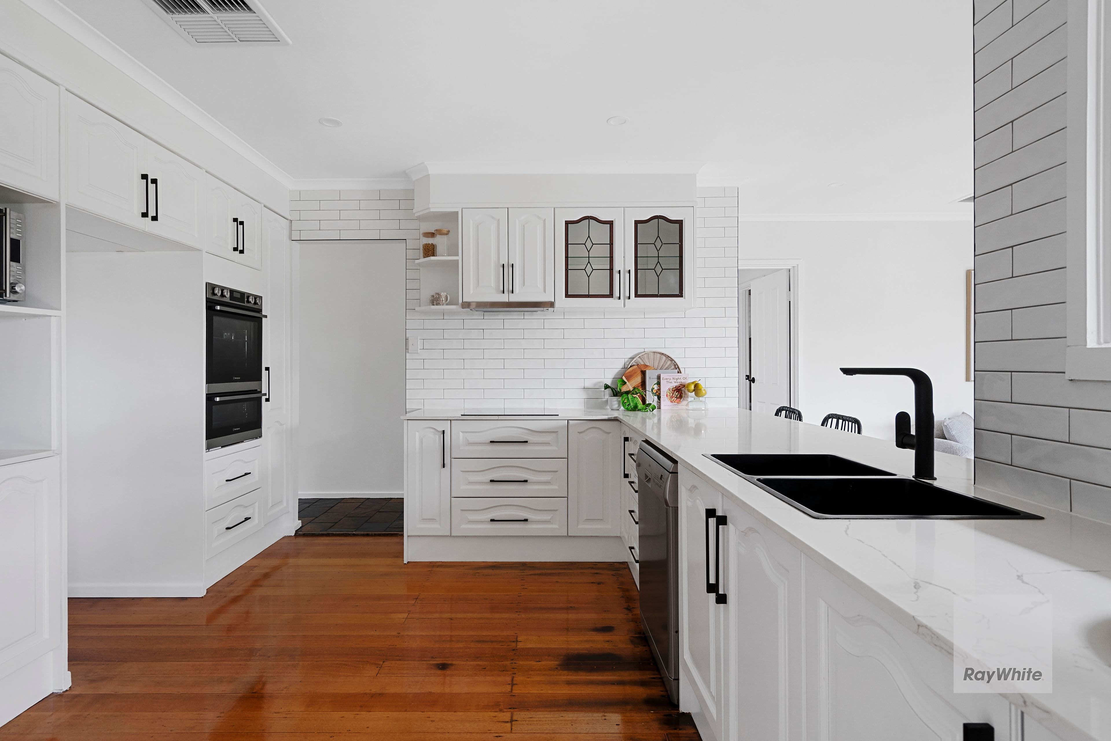 19 Ellery Street, Bundoora VIC 3083, Bundoora - Thumbnail 6