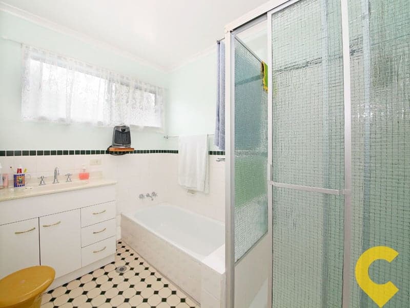 15 Pymble Avenue, Petrie - Thumbnail 2