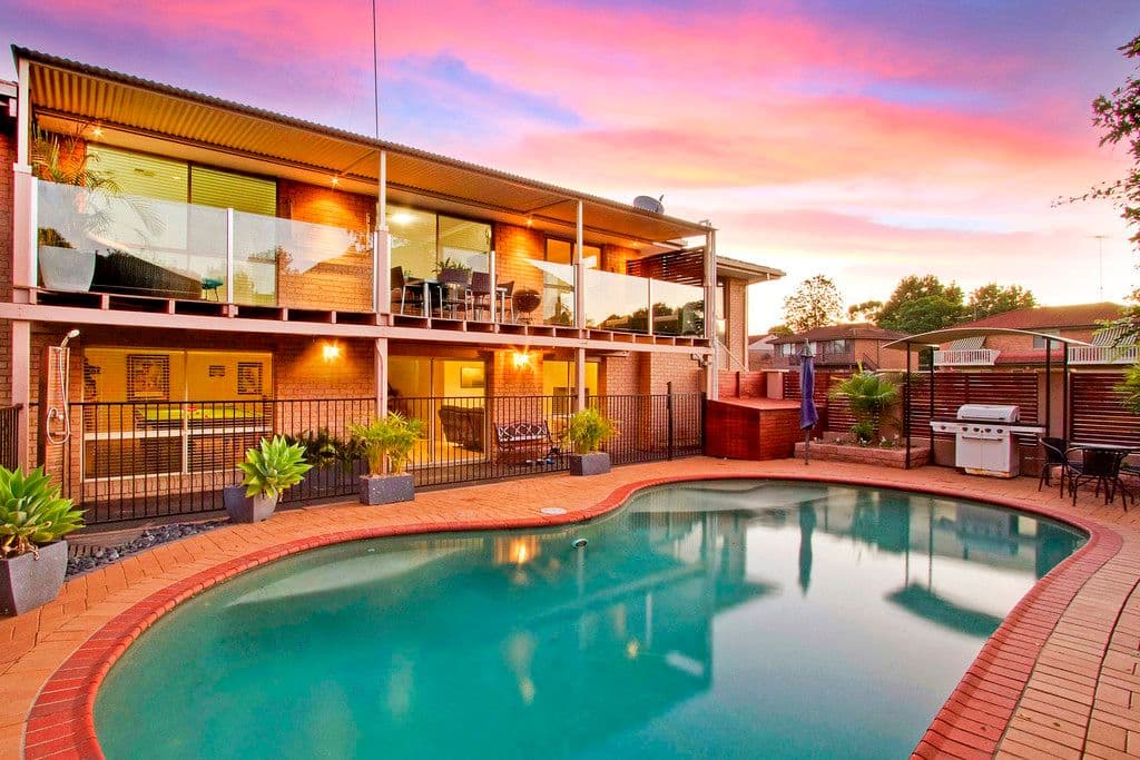 25 Smallwood Road, McGraths Hill - Image 1