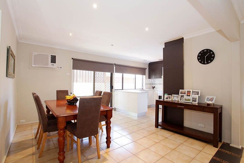 5 Light Court, SUNBURY VIC 3429, Sunbury - Thumbnail 3
