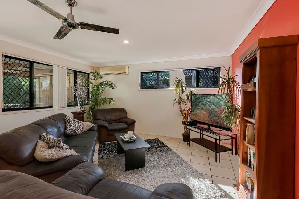 24 Terrigal Crescent, Southport QLD 4215, Southport - Thumbnail 5