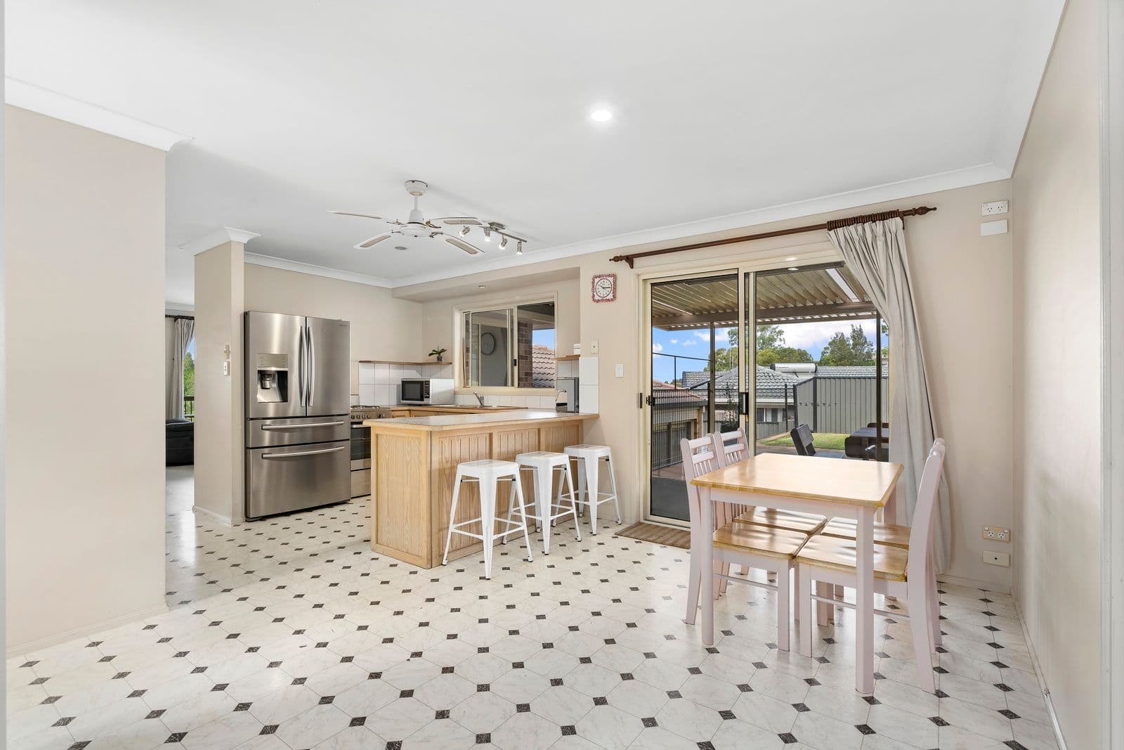 122 Universal Street, Oxenford QLD 4210, Oxenford - Thumbnail 7