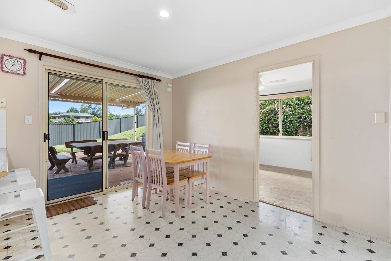 122 Universal Street, Oxenford QLD 4210, Oxenford - Thumbnail 8