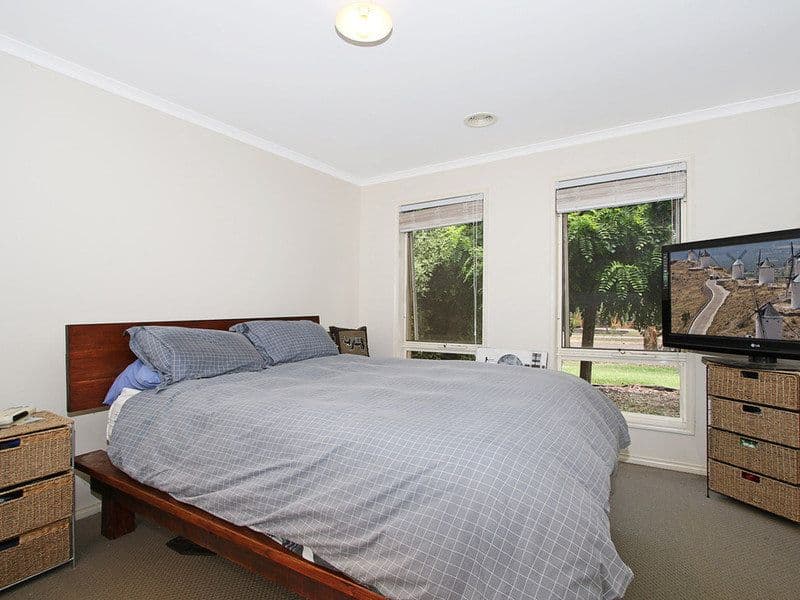 7 Schultz Street, Benalla VIC 3672, Benalla - Thumbnail 8