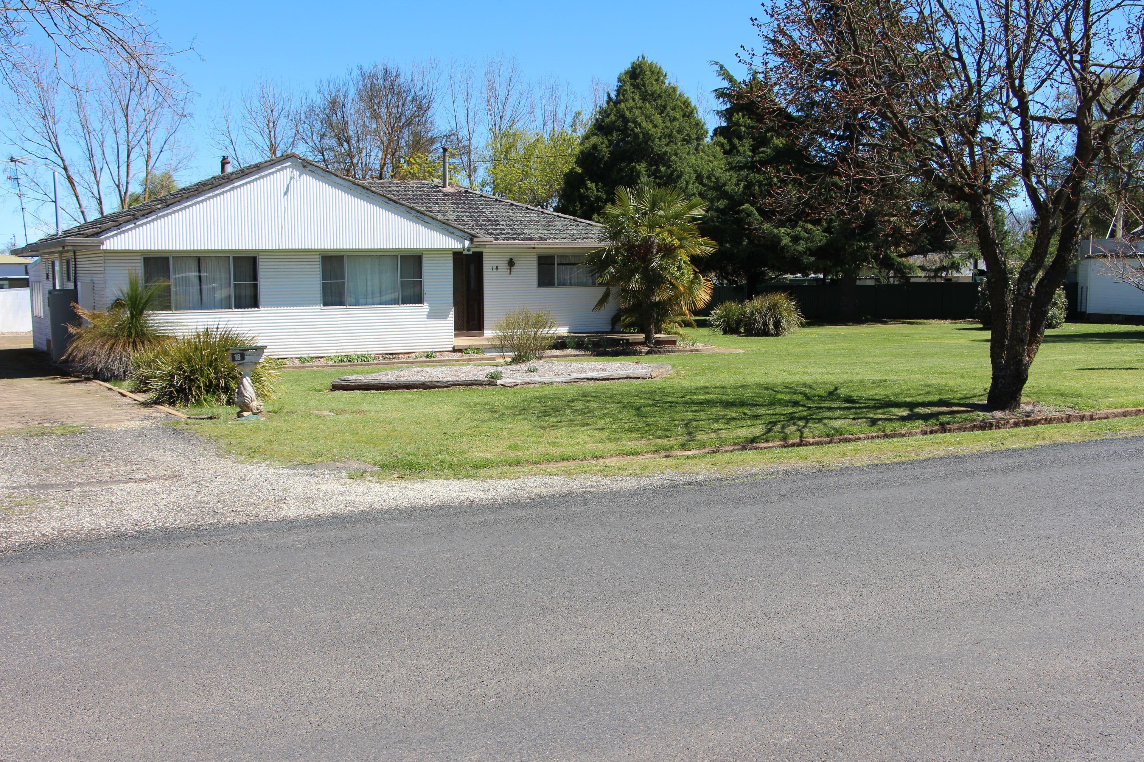 18 Ryanda Street, Guyra - Thumbnail 7