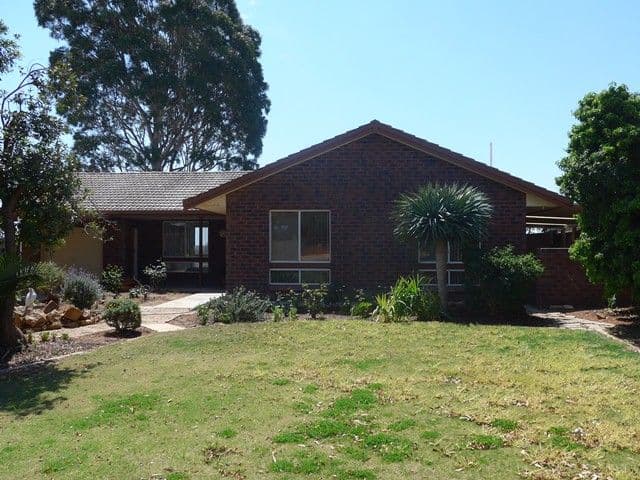 14 Hilltop Drive, LOXTON SA 5333, Loxton - Image 1