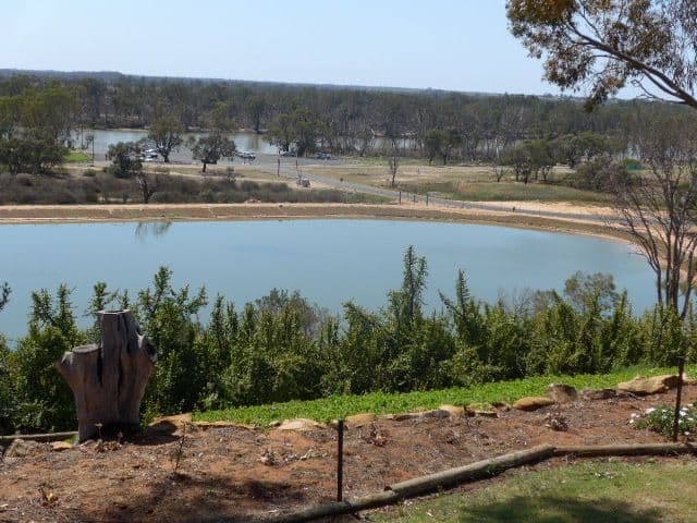 14 Hilltop Drive, LOXTON SA 5333, Loxton - Thumbnail 2