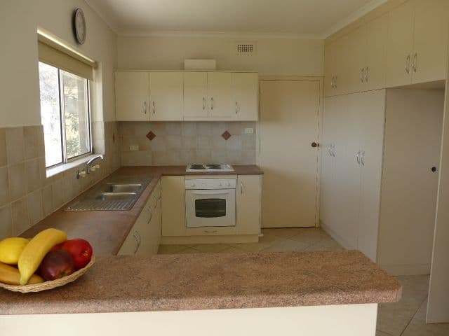 14 Hilltop Drive, LOXTON SA 5333, Loxton - Thumbnail 3
