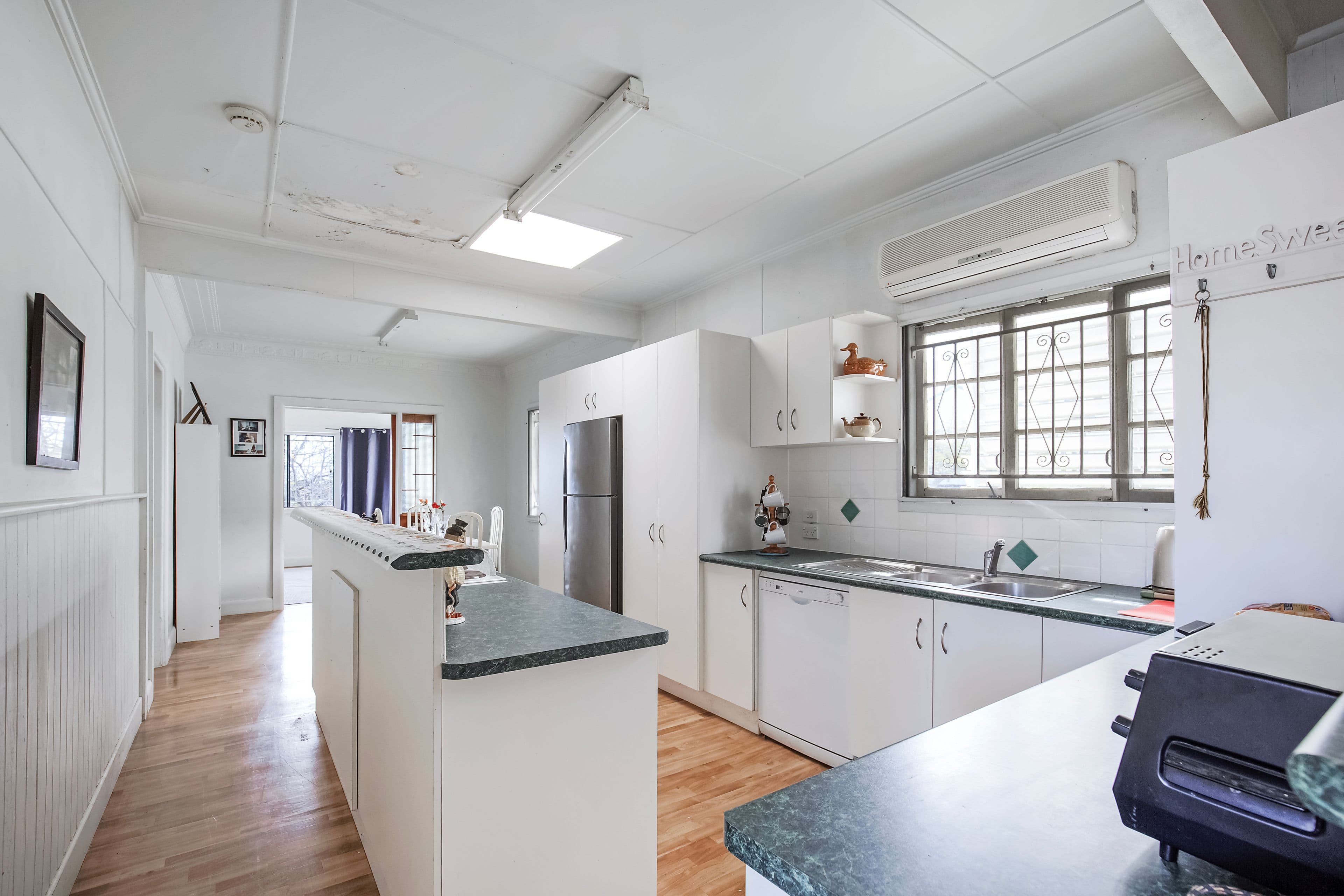 2 Taabinga Street, Wavell Heights QLD 4012, Wavell Heights - Thumbnail 7