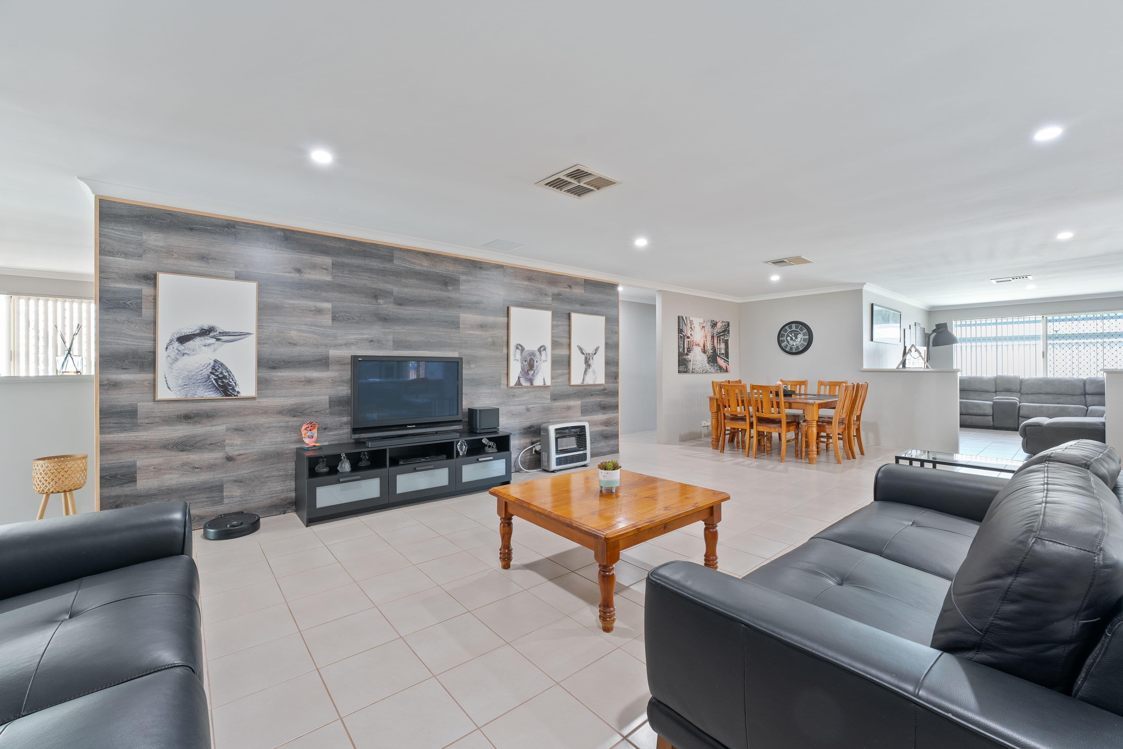 25 Goodison Close, Baldivis WA 6171, Baldivis - Thumbnail 2