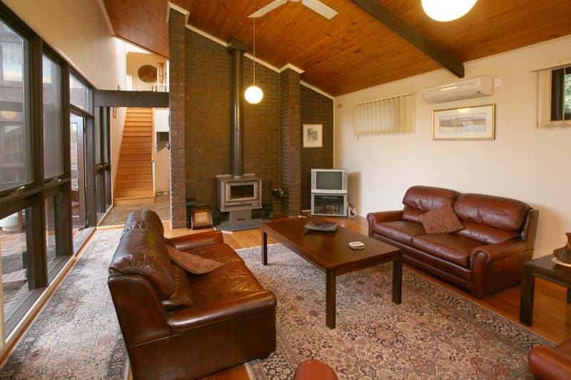8 Trent Court, NOTTING HILL VIC 3168, Notting Hill - Thumbnail 4