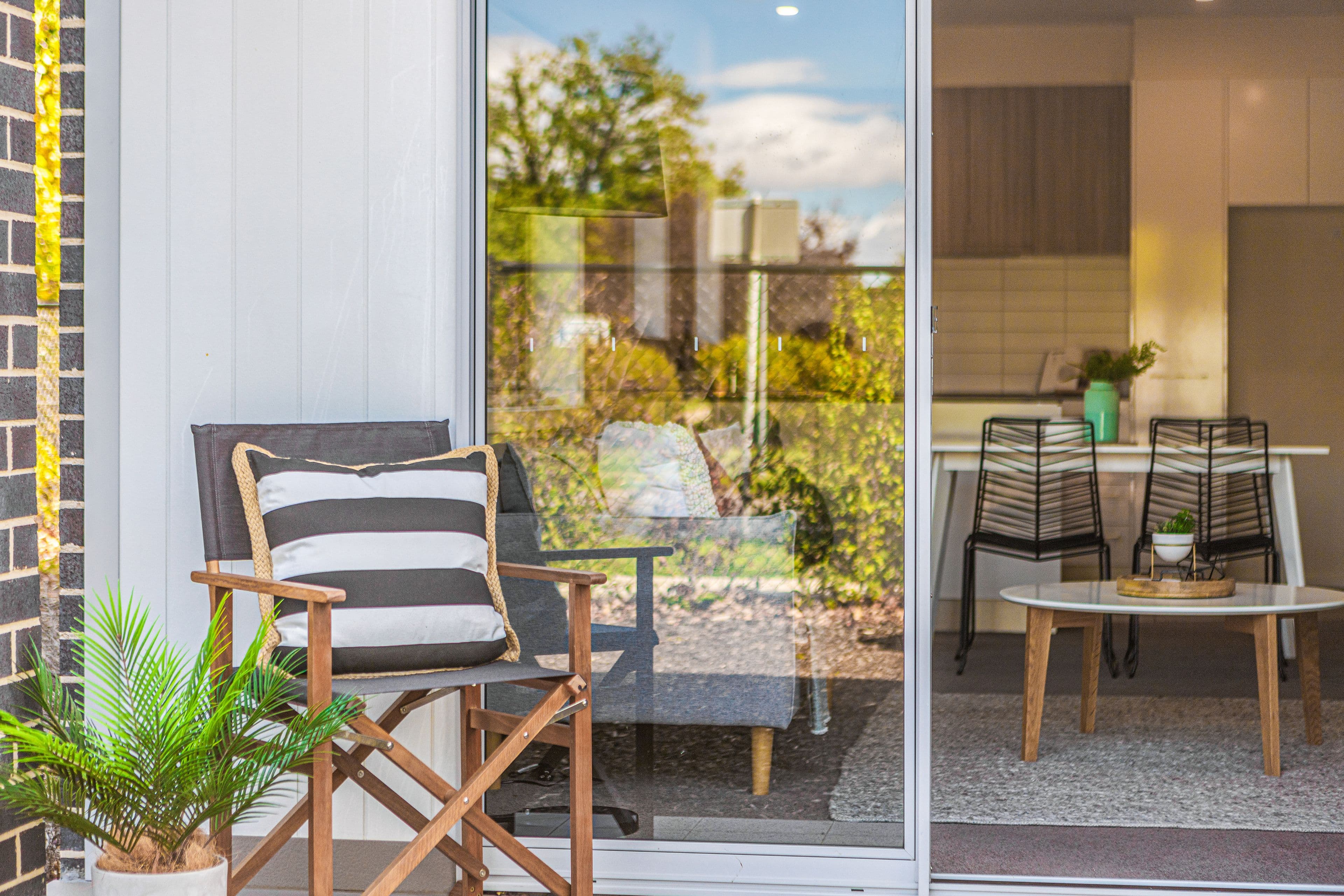 7 Lowanna Street, Braddon ACT 2612, Braddon - Thumbnail 2