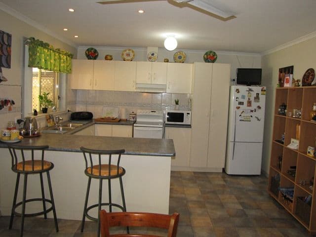 4 Nalara Avenue, LOXTON SA 5333, Loxton - Thumbnail 3