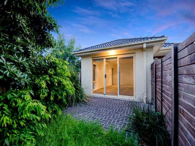 30 Gairloch Drive, FRANKSTON VIC 3199, Frankston - Thumbnail 6
