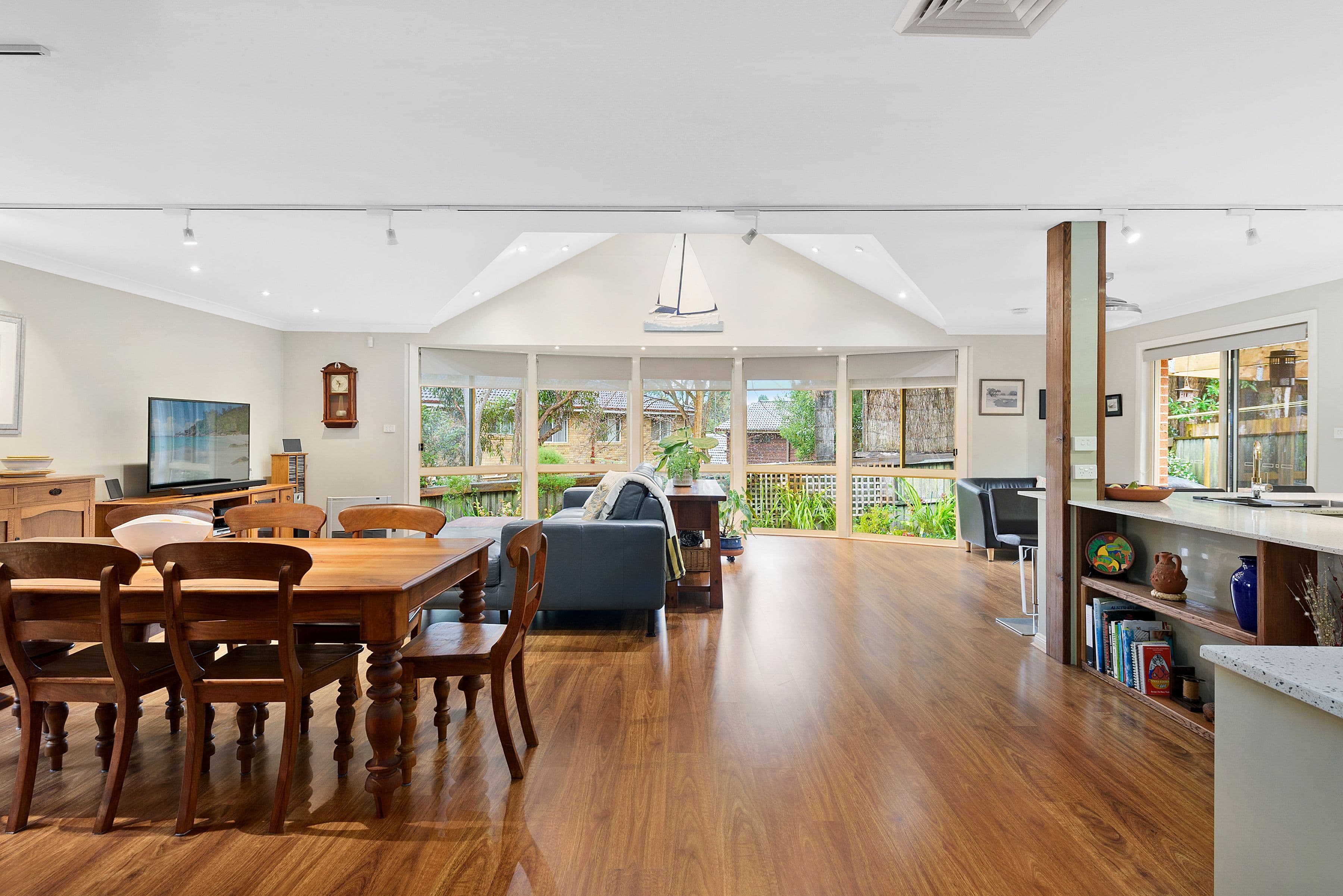 8 Webbs Terrace, Westleigh NSW 2120, Westleigh - Thumbnail 2