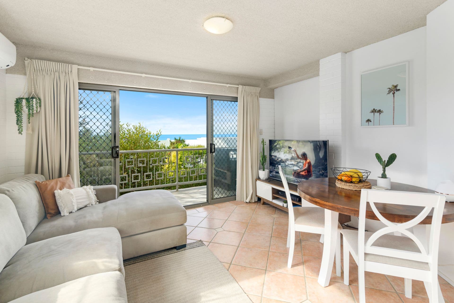 668 Pacific Parade, Tugun QLD 4224, Tugun - Thumbnail 2