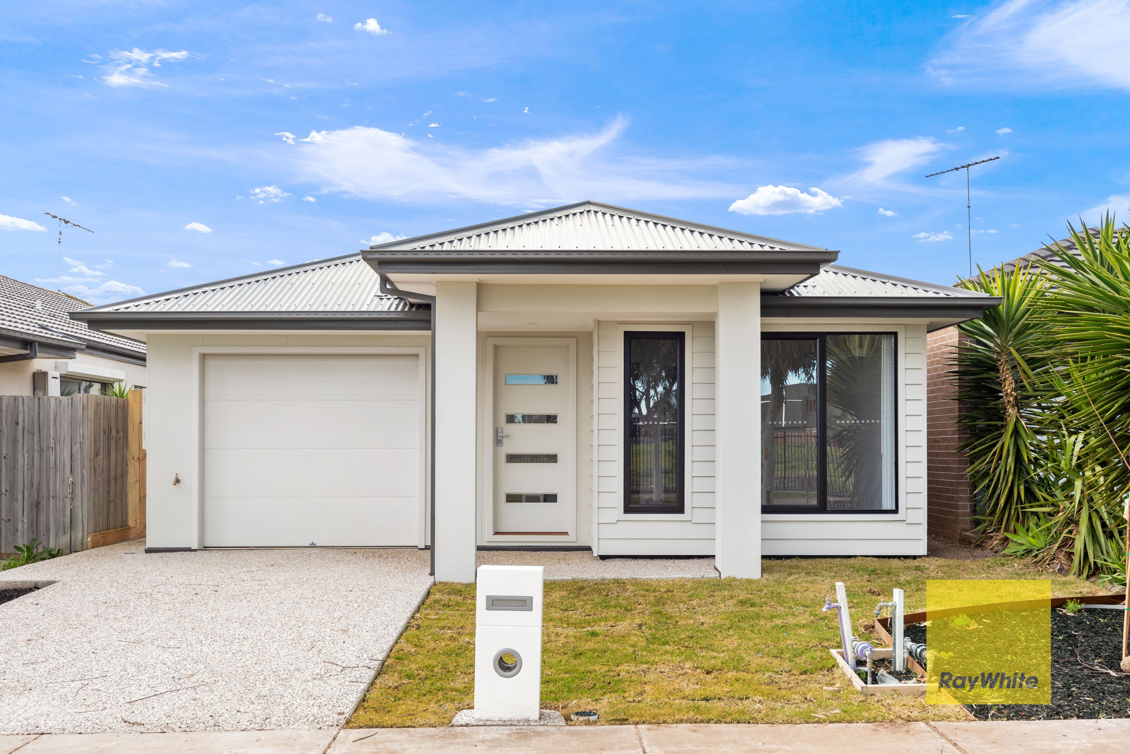 7 Crystall Place, Armstrong Creek VIC 3217, Armstrong Creek - Image 1