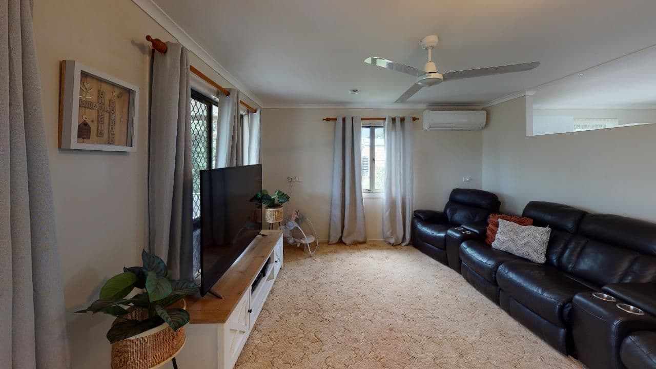 109 Meson Street, Gayndah QLD 4625, Gayndah - Thumbnail 3