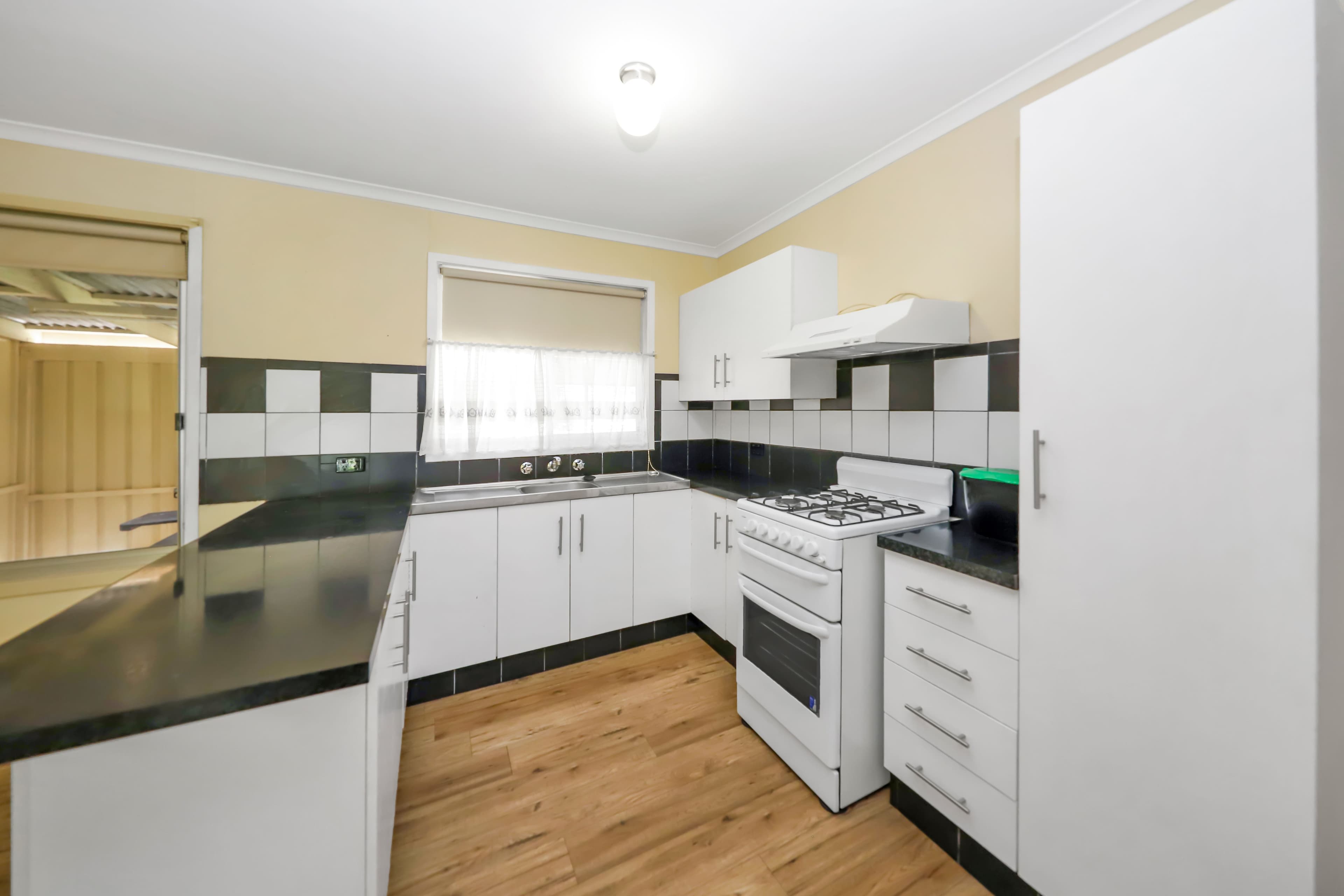 80 Lockhart Street, Adelong NSW 2729, Adelong - Thumbnail 3