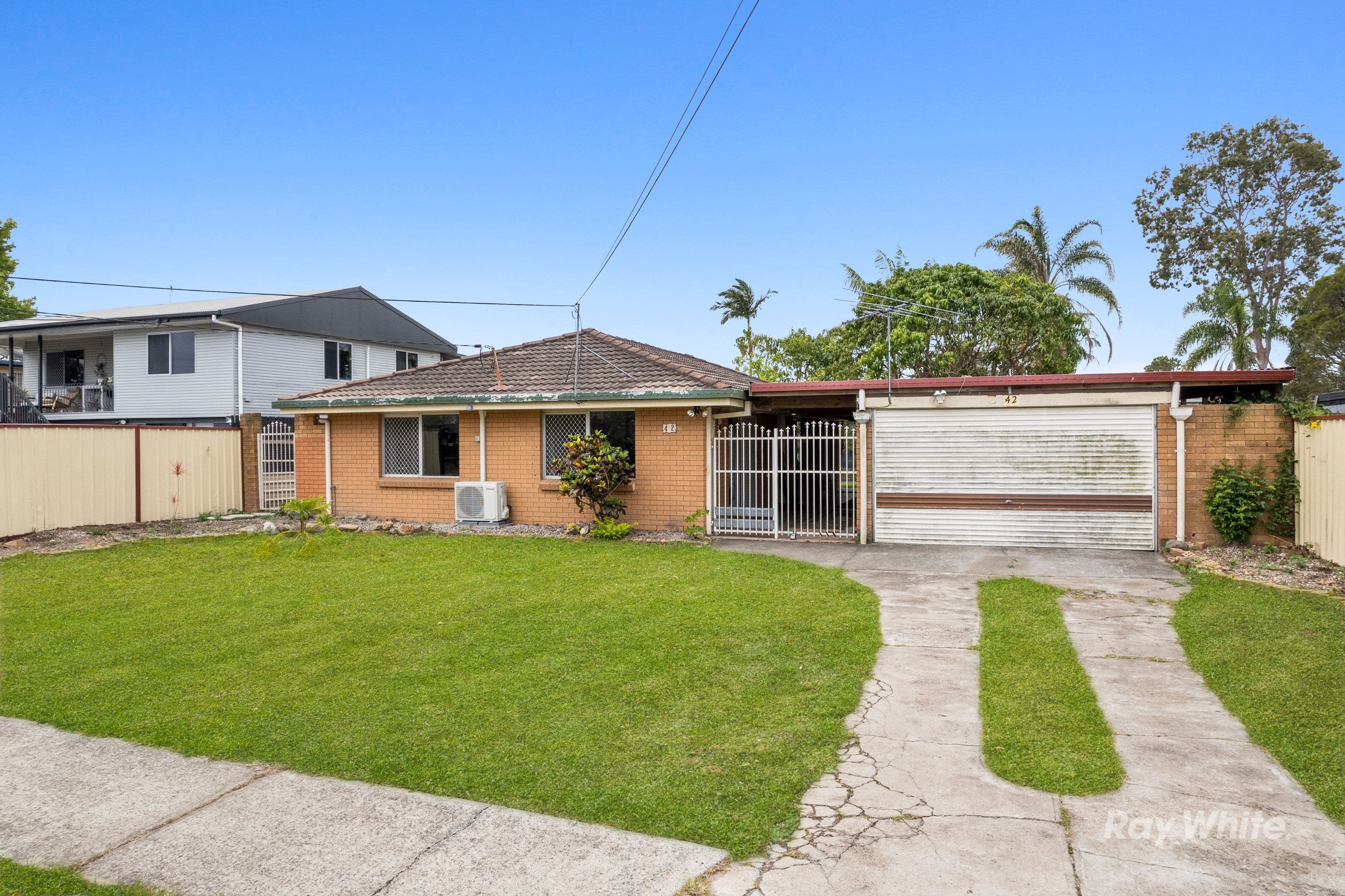 42 Aquarius Drive, Kingston QLD 4114, Kingston - Thumbnail 2