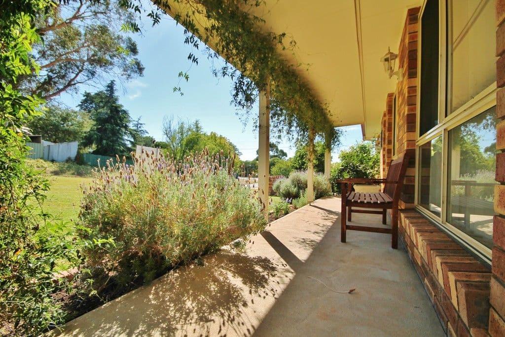 2-4 Cowper Street, Young NSW 2594, Young - Thumbnail 3