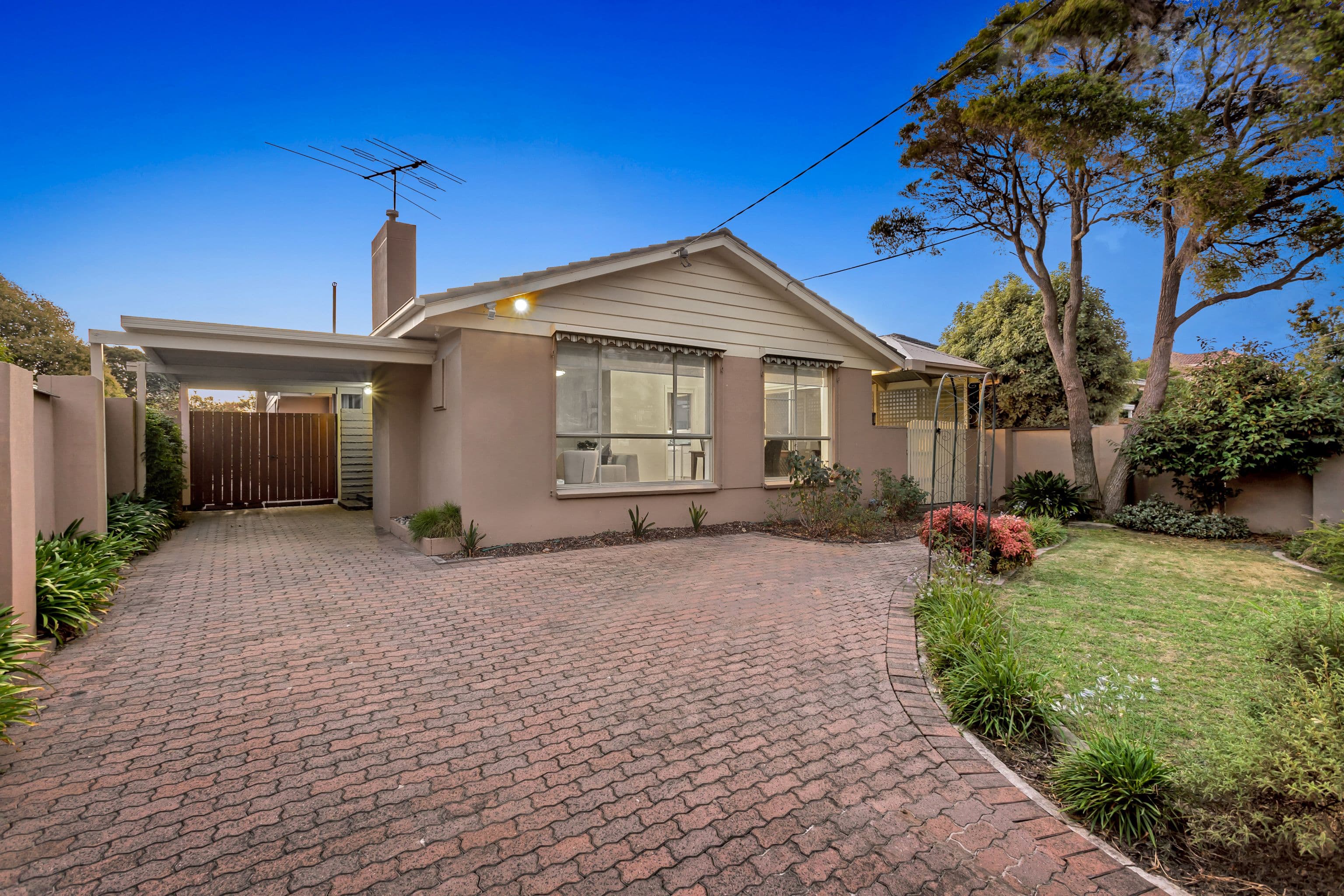 216 Wells Road, Chelsea Heights VIC 3196, Chelsea Heights - Image 1