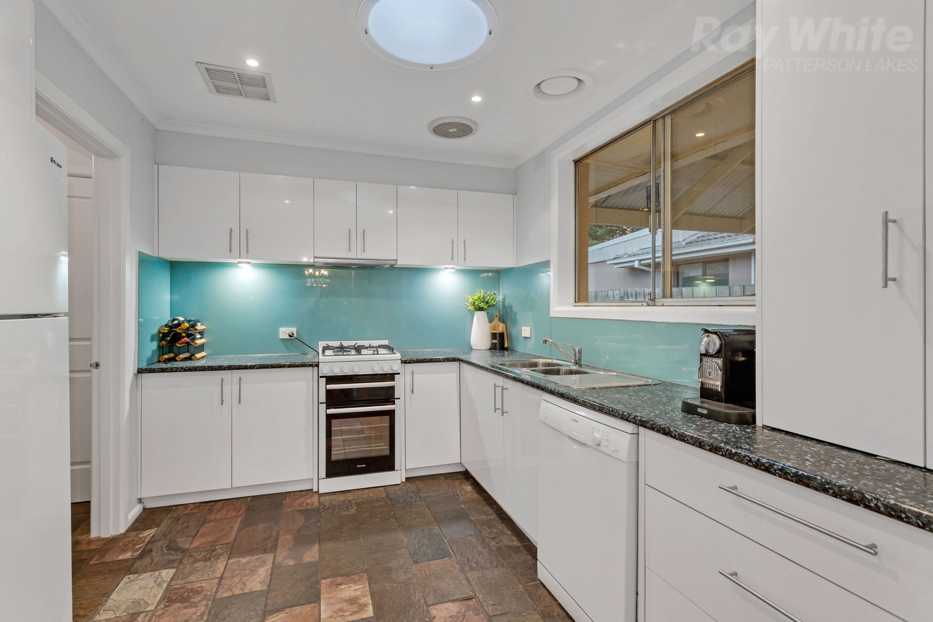 216 Wells Road, Chelsea Heights VIC 3196, Chelsea Heights - Thumbnail 4