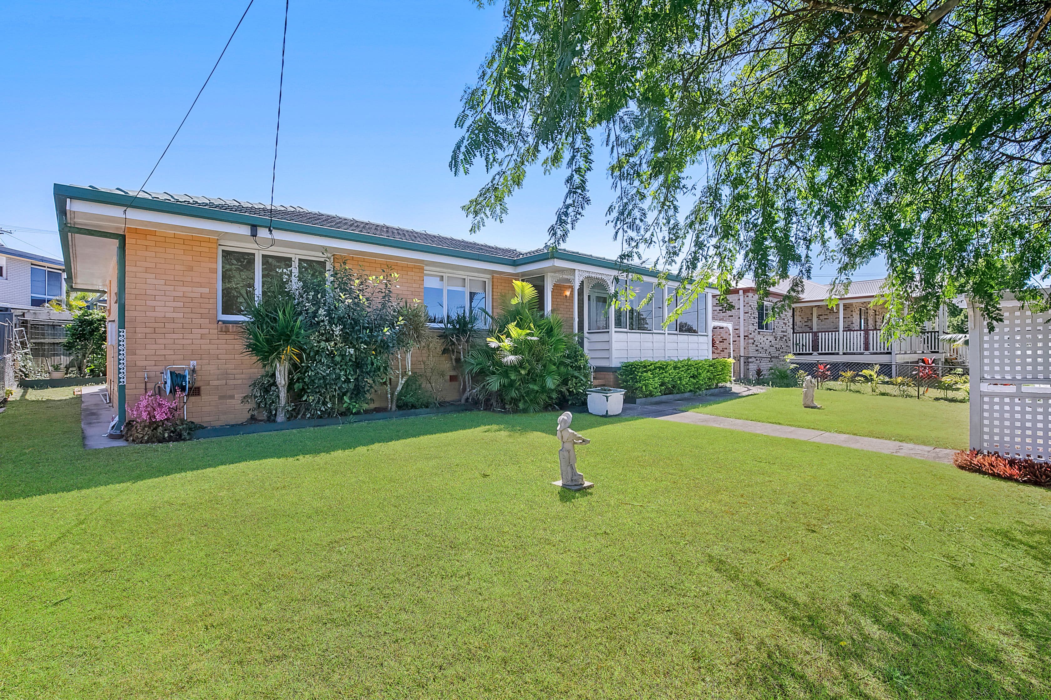 222 Macdonnell Road, Clontarf QLD 4019, Clontarf - Thumbnail 2