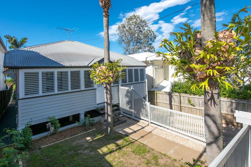 15 Miles Street, Hawthorne QLD 4171, Hawthorne - Thumbnail 2