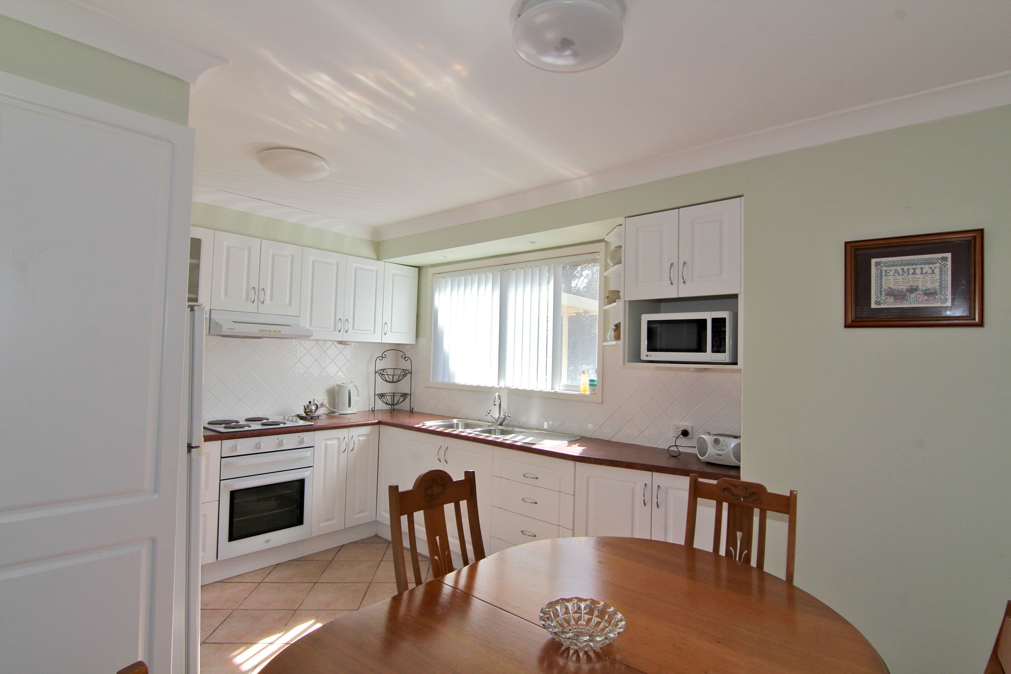 12 Patrick Crescent, SARATOGA NSW 2251, Saratoga - Thumbnail 4