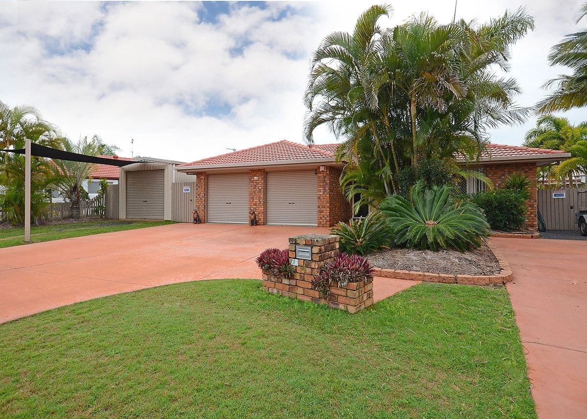 4 Brampton Court, KAWUNGAN QLD 4655, Kawungan - Image 1