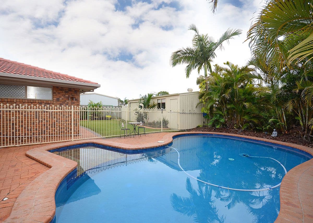 4 Brampton Court, KAWUNGAN QLD 4655, Kawungan - Thumbnail 2