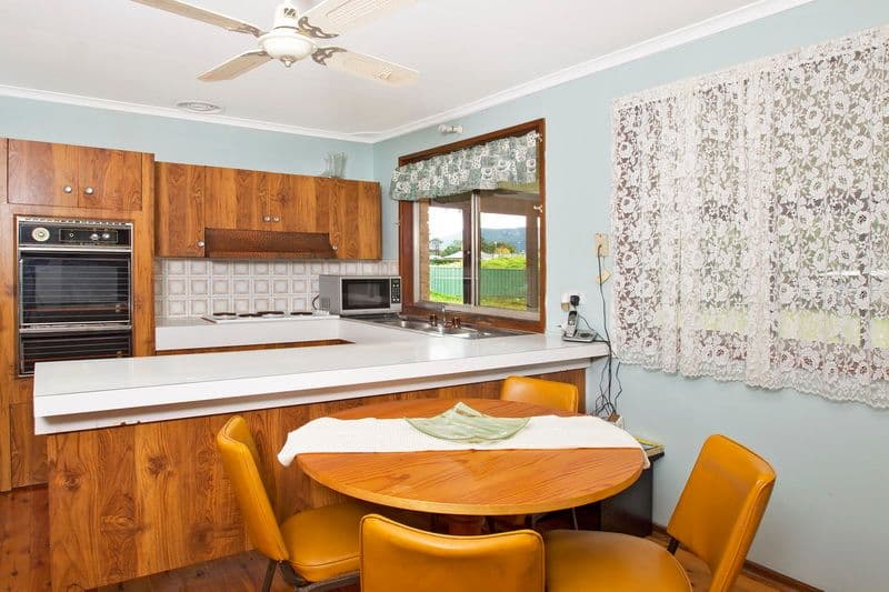 4 Camellia Grove, BOMADERRY NSW 2541, Bomaderry - Thumbnail 2