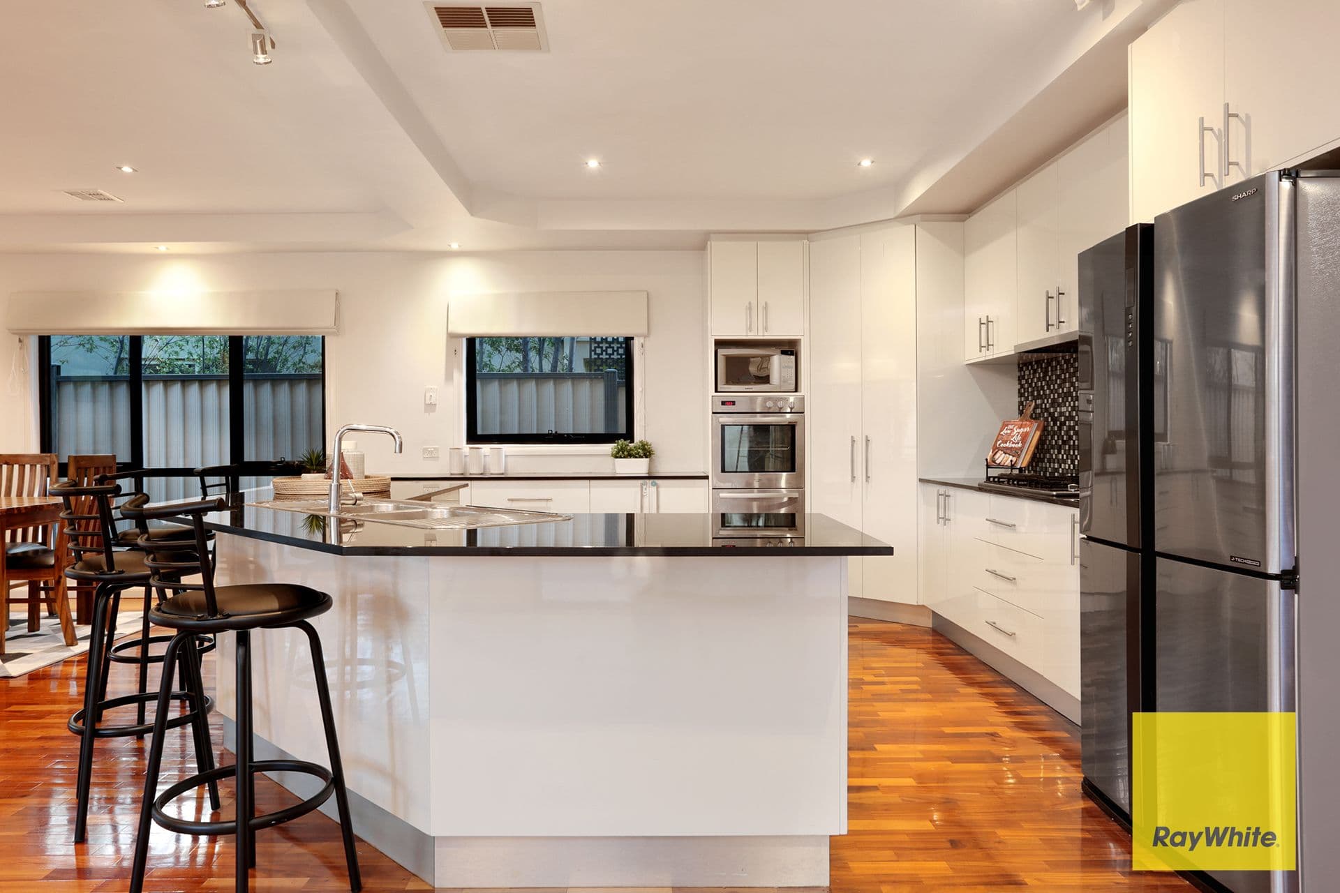 87 Hemsley Promenade, Point Cook VIC 3030, Point Cook - Thumbnail 4