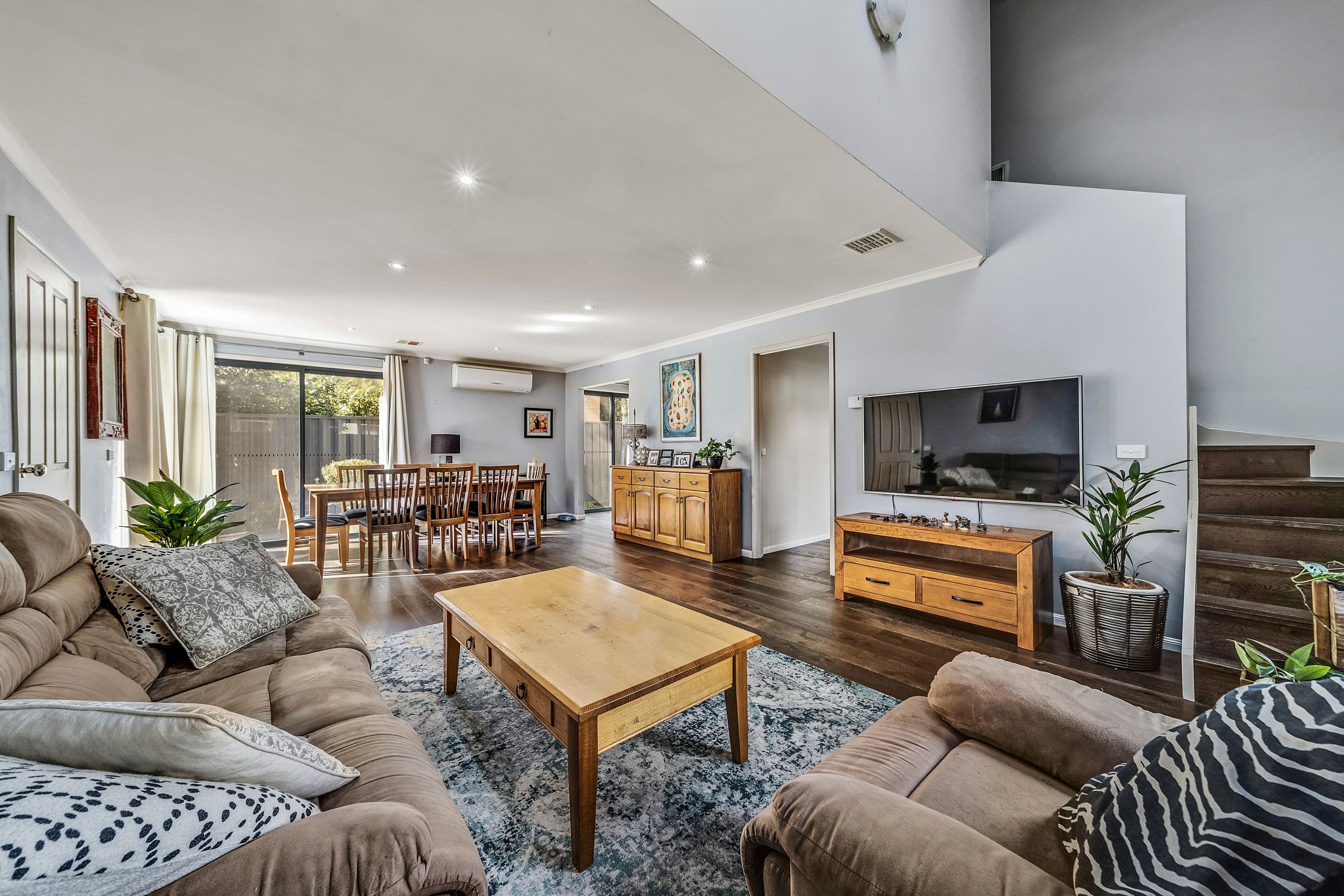 10 McKeahnie Street, Queanbeyan NSW 2620, Queanbeyan - Thumbnail 3